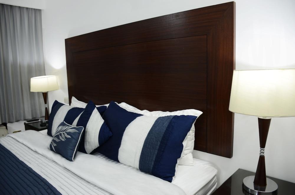 Wyndham Garden Los Mochis Plaza Inn Exteriör bild
