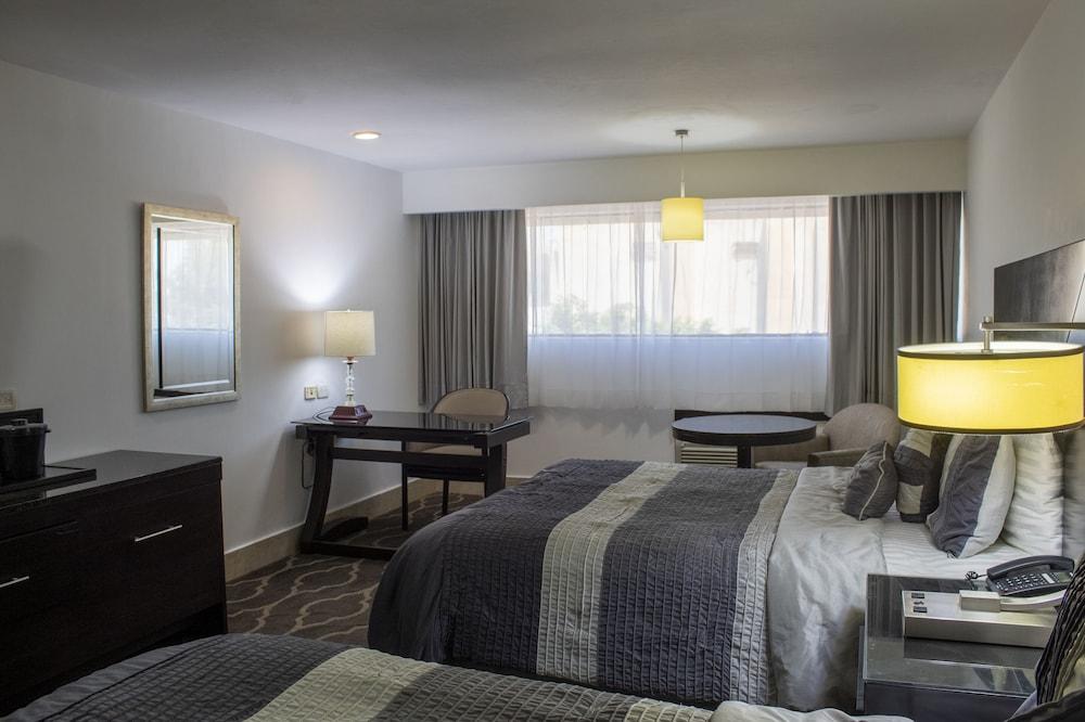 Wyndham Garden Los Mochis Plaza Inn Exteriör bild
