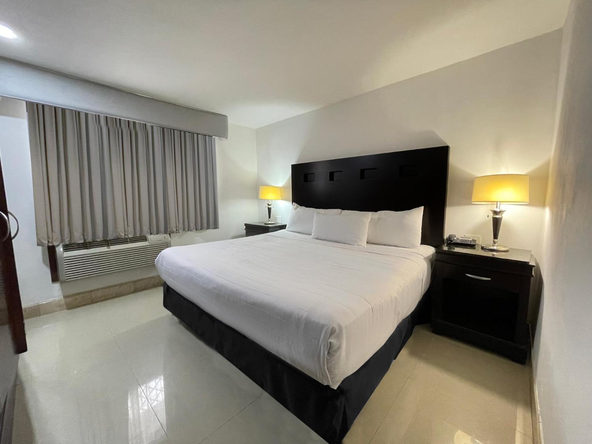 Wyndham Garden Los Mochis Plaza Inn Exteriör bild