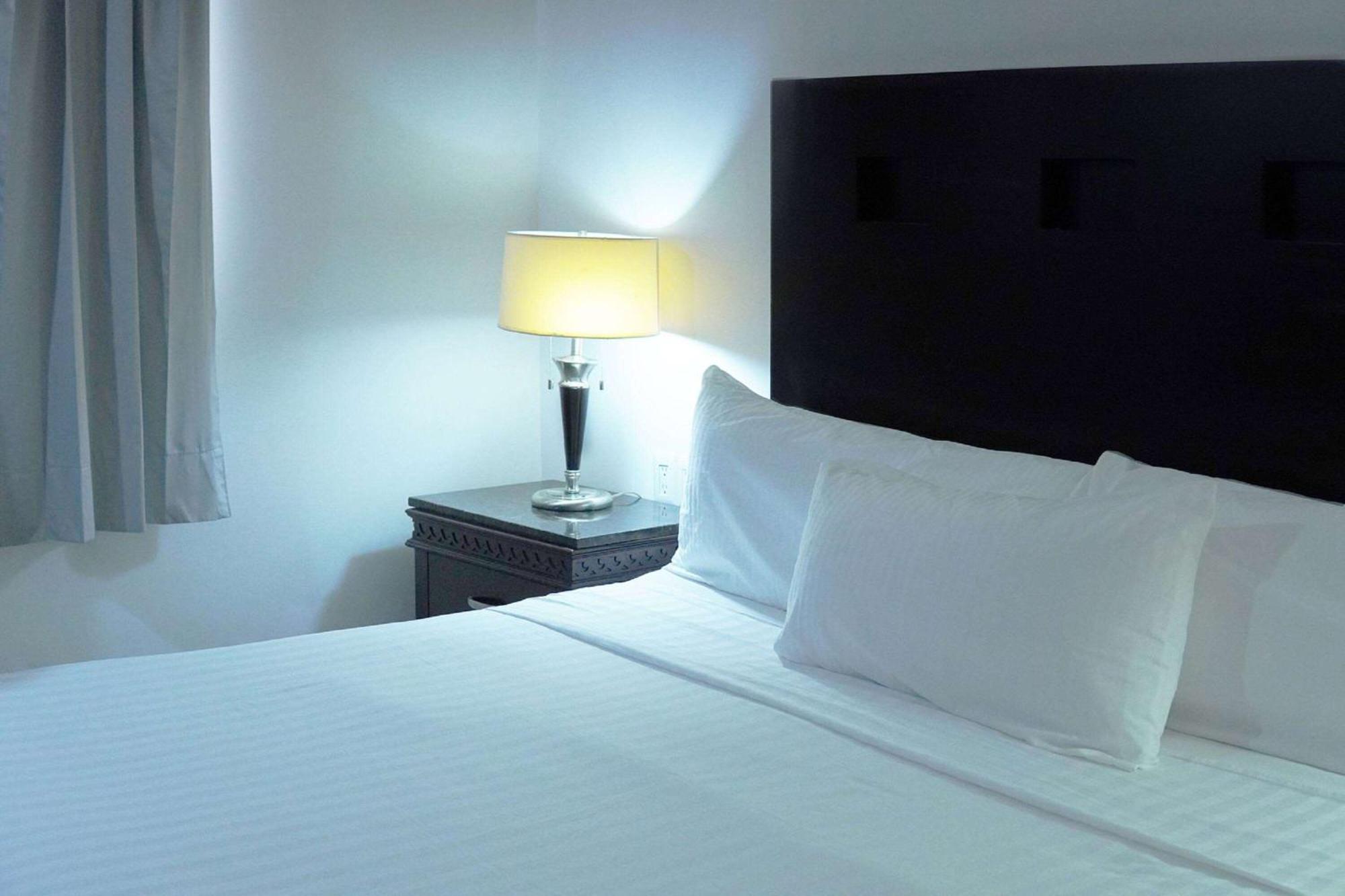 Wyndham Garden Los Mochis Plaza Inn Exteriör bild