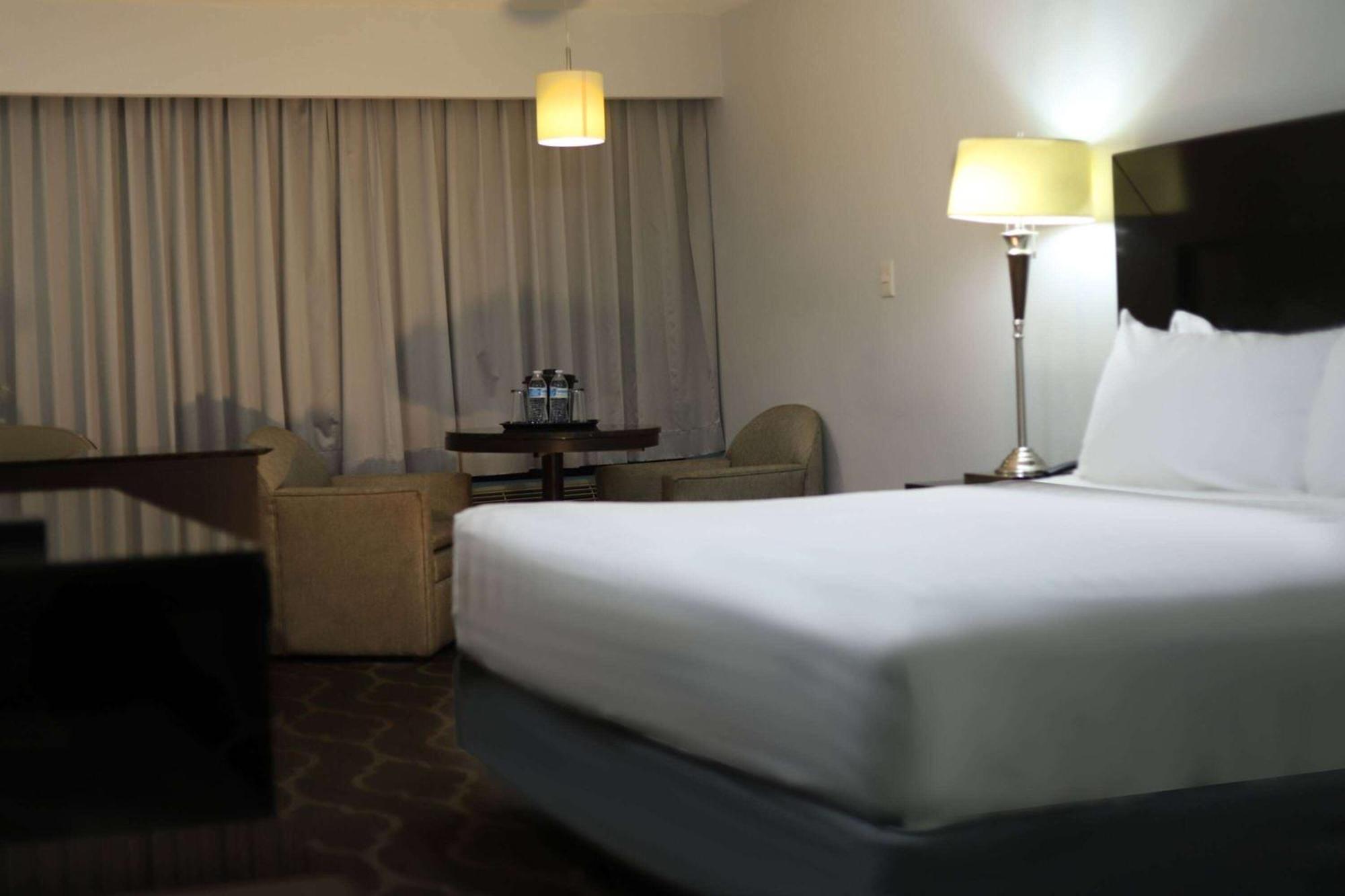 Wyndham Garden Los Mochis Plaza Inn Exteriör bild